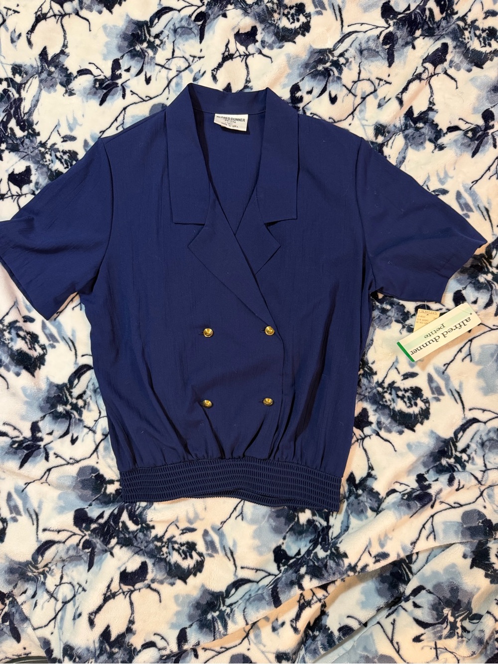 Vintage Alfred Dunner Women's Navy Double-Breasted Short Sleeve Top. NWT